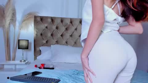 Snapshot of scarletttease_ chatting on 4, 11, 2025 scarlett online show from 4, 11, 2025