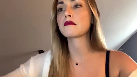 ScarlettxBlonde online show from 30, 3, 2026