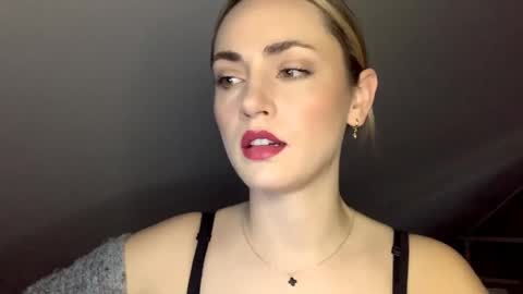 Snapshot of scarlettxblonde chatting on 21, 5, 2026 ScarlettxBlonde online show from 21, 5, 2026