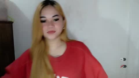 scarletvamp online show from 3, 10, 2025