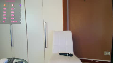 Cristal online show from 15, 10, 2025