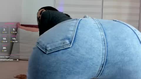 Snapshot of scarlletfoxx chatting on 23, 2, 2025 SCARLLET online show from 23, 2, 2025