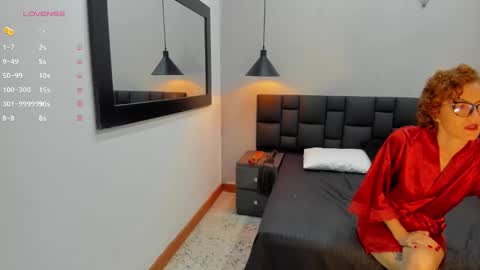 Snapshot of sccarlett_johnnson chatting on 12, 2, 2025 Ines online show from 12, 2, 2025