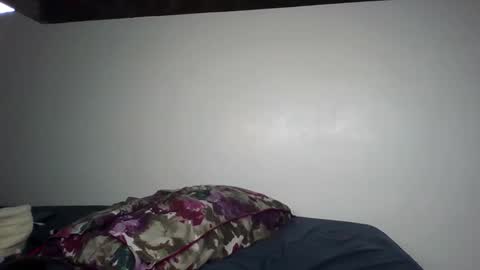 Snapshot of scentedfriction chatting on 2, 11, 2025 scentedfriction online show from 2, 11, 2025