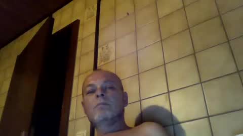 schnibschnab online show from 19, 10, 2025