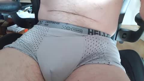 Snapshot of schooldayz chatting on 9, 11, 2025 schooldayz online show from 9, 11, 2025