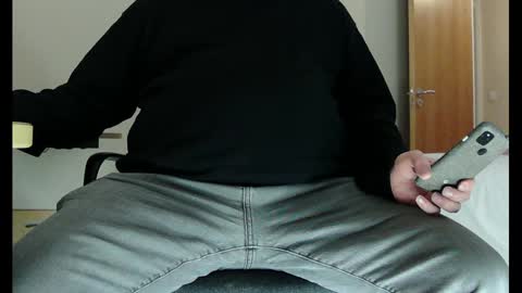 Snapshot of schwanz2023 chatting on 2, 3, 2025 Mick online show from 2, 3, 2025