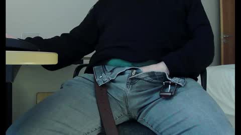 Snapshot of schwanz2023 chatting on 3, 3, 2025 Mick online show from 3, 3, 2025