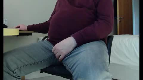 Snapshot of schwanz2023 chatting on 5, 3, 2025 Mick online show from 5, 3, 2025