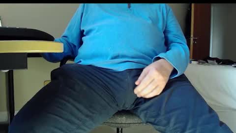 Snapshot of schwanz2023 chatting on 16, 10, 2025 Mick online show from 16, 10, 2025