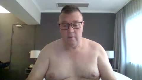 Snapshot of scoobs71 chatting on 18, 5, 2026 Scoobs online show from 18, 5, 2026