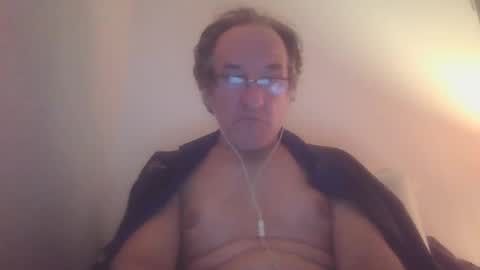 Snapshot of scotchwhieskie chatting on 16, 12, 2024 scotchwhieskie online show from 16, 12, 2024