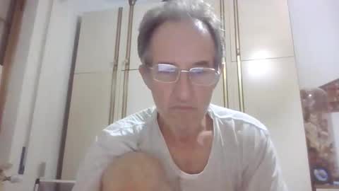 Snapshot of scotchwhieskie chatting on 18, 9, 2025 scotchwhieskie online show from 18, 9, 2025