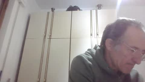 Snapshot of scotchwhieskie chatting on 8, 10, 2025 scotchwhieskie online show from 8, 10, 2025