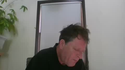 Snapshot of scottpbi52 chatting on 6, 1, 2025 scottpbi52 online show from 6, 1, 2025