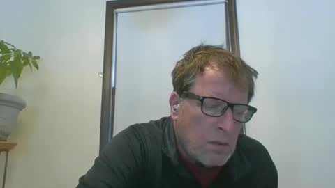 Snapshot of scottpbi52 chatting on 25, 1, 2025 scottpbi52 online show from 25, 1, 2025