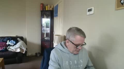 James online show from 18, 10, 2025