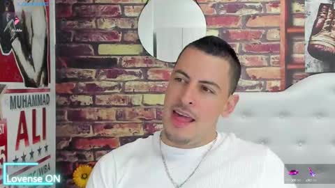 Snapshot of scotty_music chatting on 8, 9, 2025 Ricardo online show from 8, 9, 2025