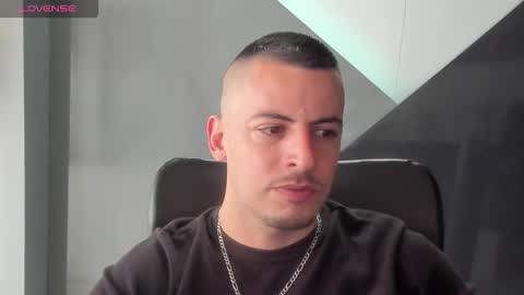 Snapshot of scotty_music chatting on 10, 9, 2025 Ricardo online show from 10, 9, 2025