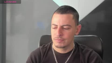 Snapshot of scotty_music chatting on 20, 9, 2025 Ricardo online show from 20, 9, 2025