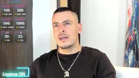 Snapshot of scotty_music chatting on 23, 9, 2025 Ricardo online show from 23, 9, 2025