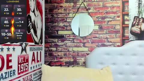 Snapshot of scotty_music chatting on 13, 11, 2025 Ricardo online show from 13, 11, 2025