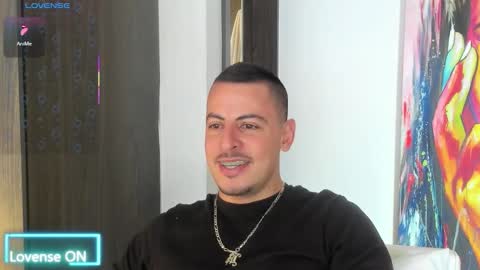 Snapshot of scotty_music chatting on 13, 11, 2025 Ricardo online show from 13, 11, 2025