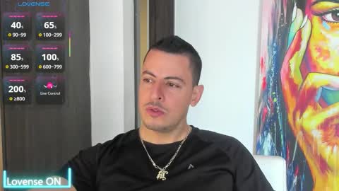 Snapshot of scotty_music chatting on 19, 11, 2025 Ricardo online show from 19, 11, 2025