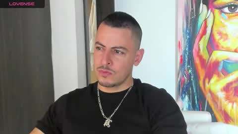 Snapshot of scotty_music chatting on 23, 11, 2025 Ricardo online show from 23, 11, 2025