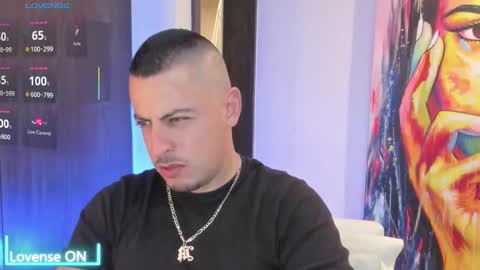 Snapshot of scotty_music chatting on 16, 12, 2025 Ricardo online show from 16, 12, 2025