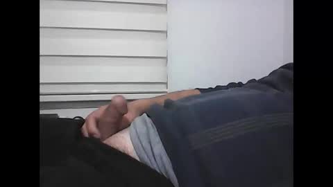 Snapshot of screw2 chatting on 5, 1, 2026 Evren online show from 5, 1, 2026