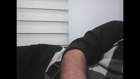 Snapshot of screw2 chatting on 7, 1, 2026 Evren online show from 7, 1, 2026