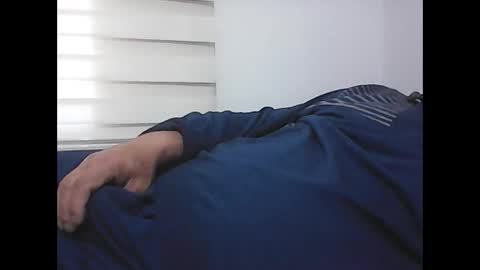 Snapshot of screw2 chatting on 12, 4, 2026 Evren online show from 12, 4, 2026