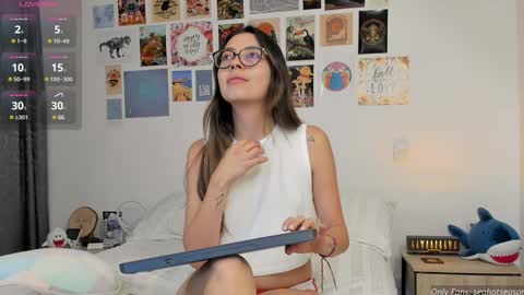 Snapshot of seahotseason chatting on 23, 1, 2025 Aria Independent model online show from 23, 1, 2025