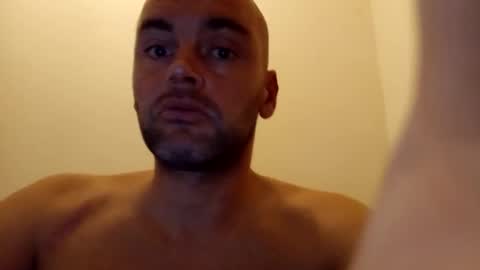 Snapshot of sean20775 chatting on 20, 10, 2025 Sean online show from 20, 10, 2025