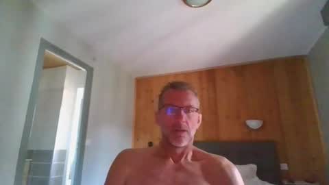 Snapshot of seb846894 chatting on 7, 6, 2026 seb846894 online show from 7, 6, 2026