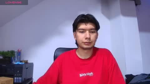 Snapshot of sebas_brown1 chatting on 31, 12, 2024 SEBASTIAN online show from 31, 12, 2024