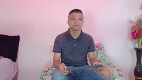 Snapshot of sebas_n_aly chatting on 10, 7, 2026 ely online show from 10, 7, 2026