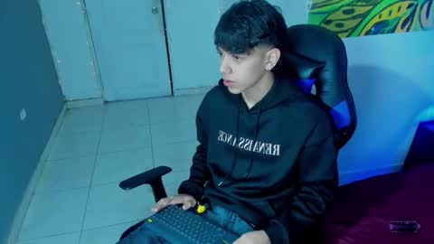 Snapshot of sebas_pretty7 chatting on 21, 12, 2025 sebas_pretty7 online show from 21, 12, 2025