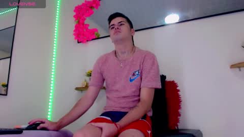 Sebastian online show from 15, 12, 2025