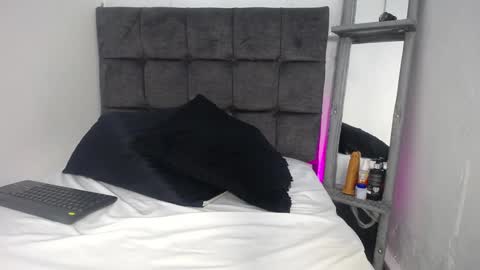 sebastian n alinson online show from 4, 12, 2024