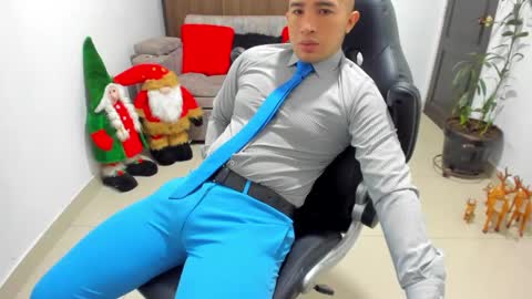 Snapshot of sebastian_oconnor77 chatting on 2, 1, 2025 juan sebastian online show from 2, 1, 2025