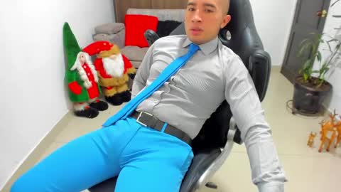 Snapshot of sebastian_oconnor77 chatting on 6, 1, 2025 juan sebastian online show from 6, 1, 2025