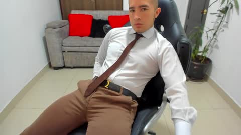 Snapshot of sebastian_oconnor77 chatting on 15, 1, 2025 juan sebastian online show from 15, 1, 2025