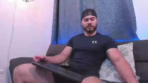 Snapshot of sebastianvilla__ chatting on 23, 2, 2025 Instagram jeanpaulfit online show from 23, 2, 2025