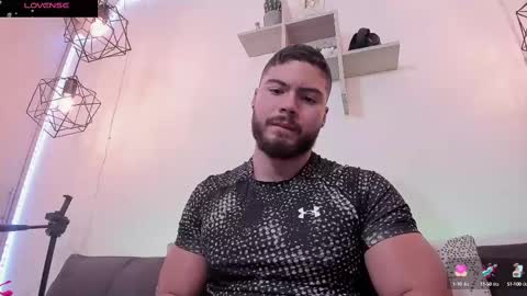 Snapshot of sebastianvilla__ chatting on 12, 3, 2025 Instagram jeanpaulfit online show from 12, 3, 2025