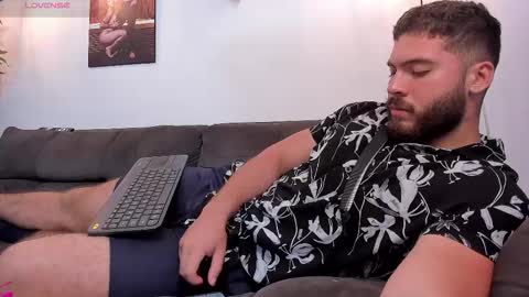 Snapshot of sebastianvilla__ chatting on 26, 10, 2025 Instagram jeanpaulfit online show from 26, 10, 2025