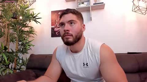 Snapshot of sebastianvilla__ chatting on 12, 11, 2025 Instagram jeanpaulfit online show from 12, 11, 2025