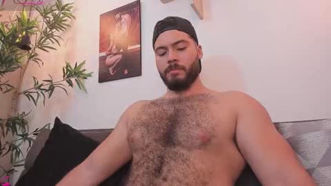 Snapshot of sebastianvilla__ chatting on 4, 12, 2025 Instagram jeanpaulfit online show from 4, 12, 2025