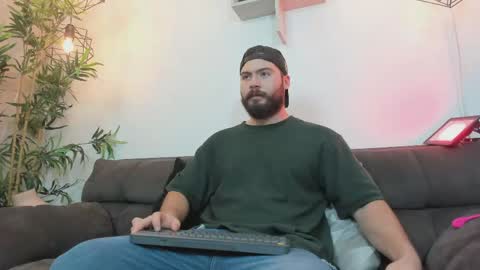 Instagram jeanpaulfit  online show from 31, 5, 2026